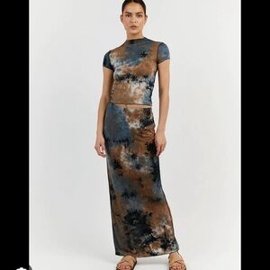 DISSH tie dye skirt set
